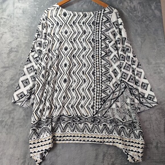 Womens XXL Zenergy Tribal Tunic Top Black White Asymmetrical Hem‎ Stretch - Picture 3 of 10